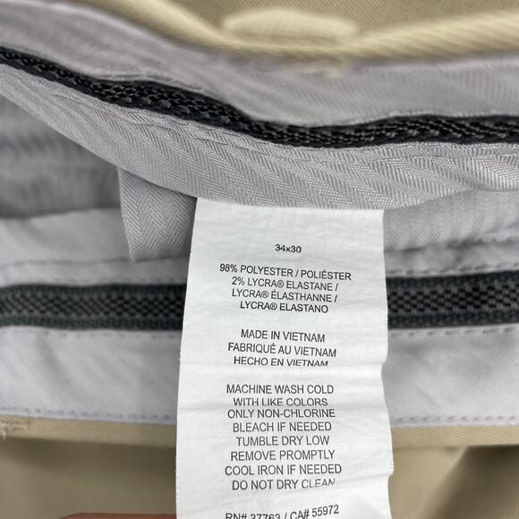 PGA TOUR Men's Flat Front Pants Size 34 x 30 Tan Motionflex 360 Classic Fit Golf - Picture 3 of 6